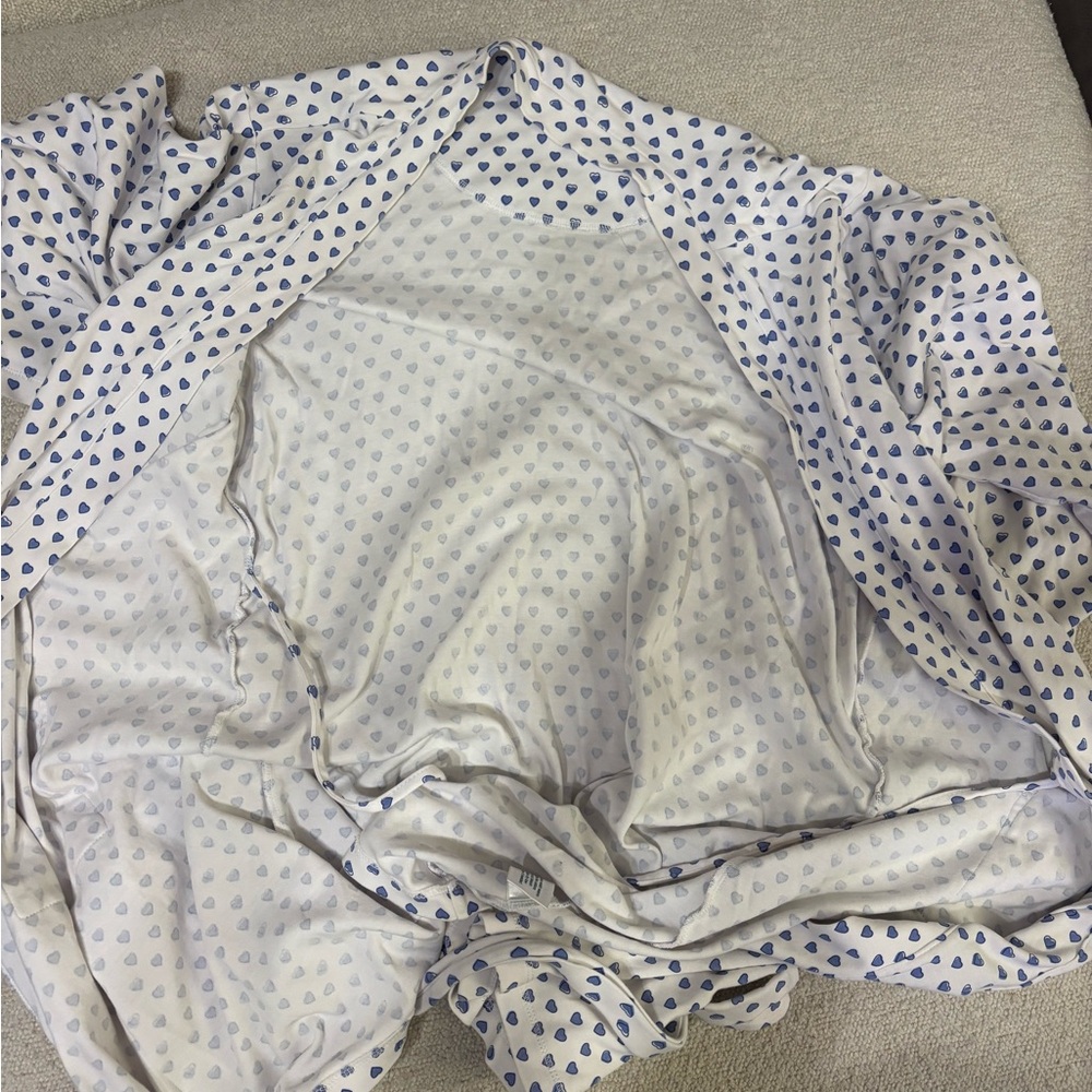 Roller Rabbit Blue and White Heart Pattern Robe - Picture 2 of 4